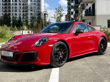 Porsche 911 GTS 2018 450cp