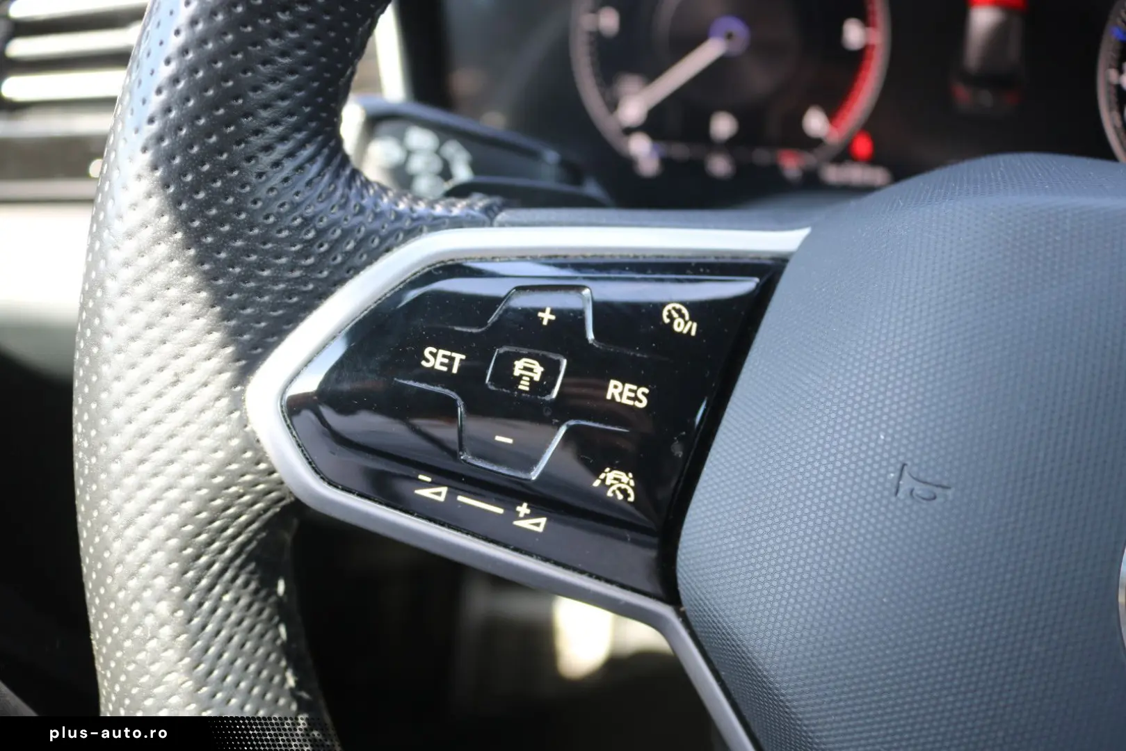 VW Touareg R-Line 4Motion  AHK Luft - Motorschaden