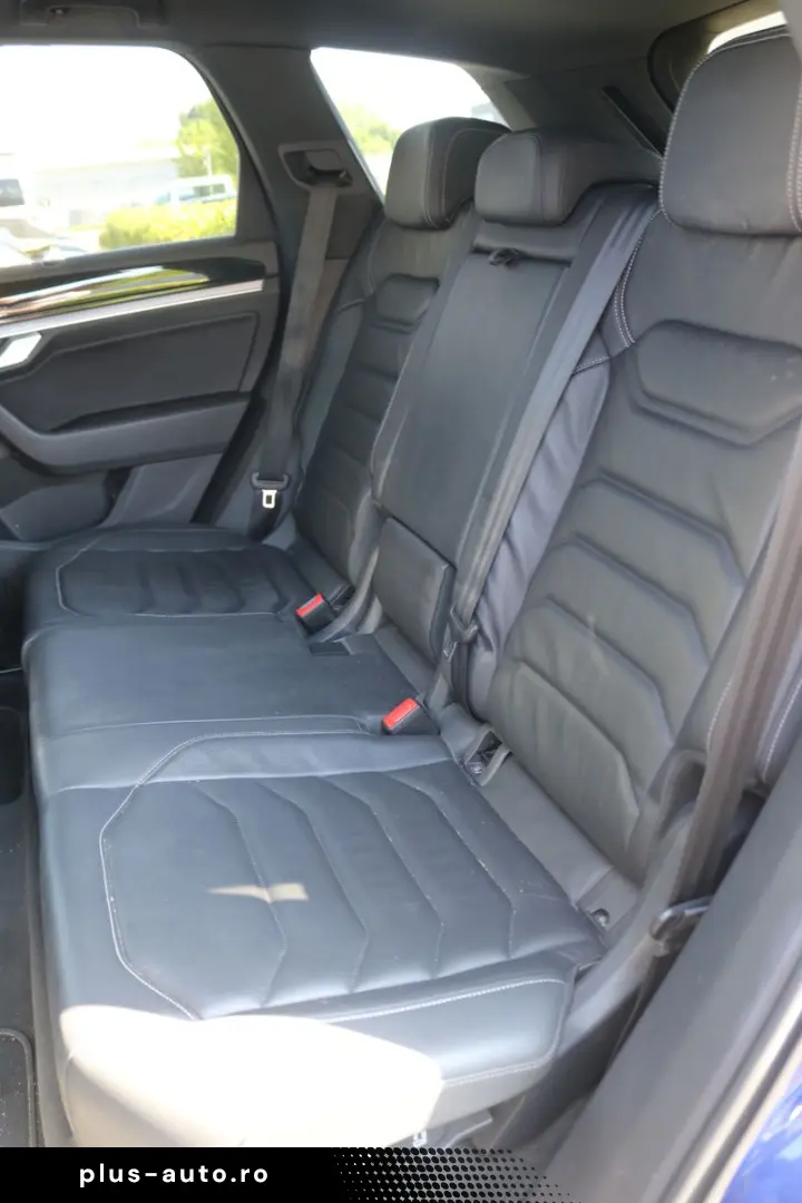 VW Touareg R-Line 4Motion  AHK Luft - Motorschaden