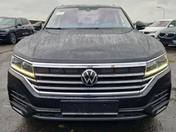 VW Touareg 4Motion 1.Hand Pano Head Up Kamera AHK