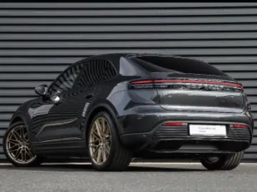 Porsche Macan 4 BOSE Air Suspension Seat Ventilation PASM