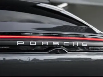 Porsche Macan 4 BOSE Air Suspension Seat Ventilation PASM