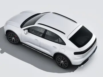 Porsche Macan 4S Electric