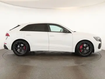 AUDI RS Q8 SUV performance Laser Pano Vmax RSAbgas 23
