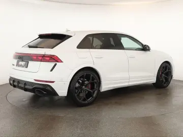 AUDI RS Q8 SUV performance Laser Pano Vmax RSAbgas 23