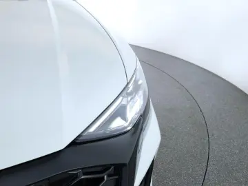 AUDI RS Q8 SUV performance Laser Pano Vmax RSAbgas 23