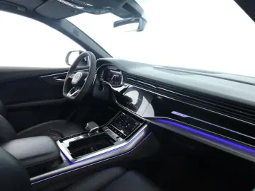 AUDI RS Q8 SUV performance Laser Pano Vmax RSAbgas 23