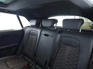 AUDI RS Q8 SUV performance Laser Pano Vmax RSAbgas 23