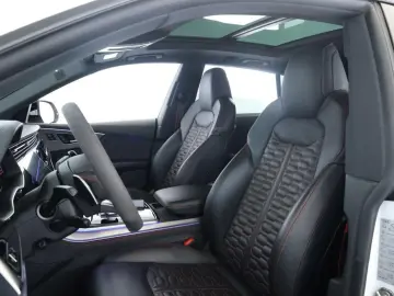 AUDI RS Q8 SUV performance Laser Pano Vmax RSAbgas 23
