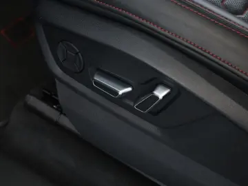 AUDI RS Q8 SUV performance Laser Pano Vmax RSAbgas 23