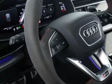 AUDI RS Q8 SUV performance Laser Pano Vmax RSAbgas 23