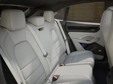 Porsche Macan 4   Air suspension   BOSE   Panorama