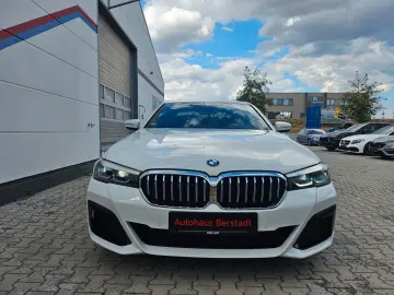 BMW 530 i Limousine xDrive M-Sportpaket Live-Cockpit