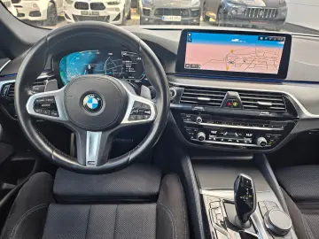 BMW 530 i Limousine xDrive M-Sportpaket Live-Cockpit