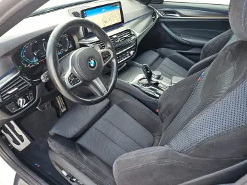 BMW 530 i Limousine xDrive M-Sportpaket Live-Cockpit