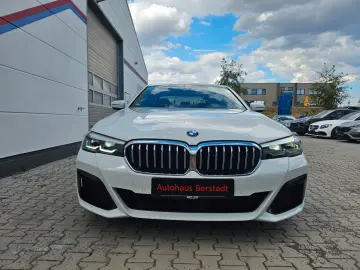 BMW 530 i Limousine xDrive M-Sportpaket Live-Cockpit