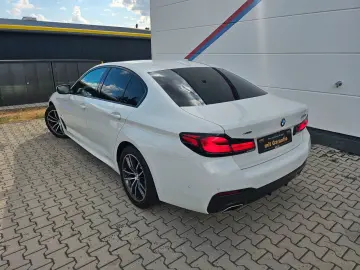 BMW 530 i Limousine xDrive M-Sportpaket Live-Cockpit