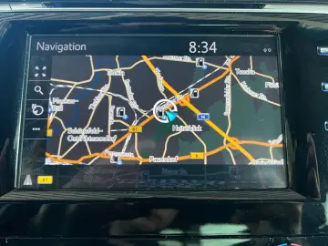 TOYOTA Camry Hybrid Business Edition  LED el. Sitze CAM
