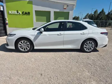 TOYOTA Camry 2.5 HYBRID COMFORT E-CVT