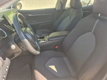 TOYOTA Camry 2.5 HYBRID COMFORT E-CVT