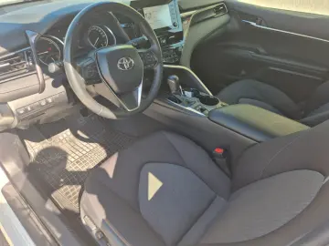 TOYOTA Camry 2.5 HYBRID COMFORT E-CVT