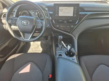 TOYOTA Camry 2.5 HYBRID COMFORT E-CVT