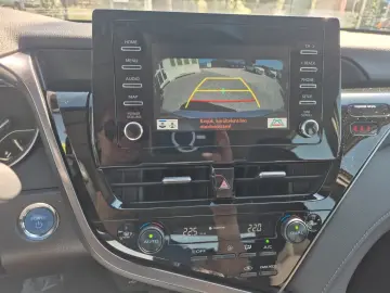 TOYOTA Camry 2.5 HYBRID COMFORT E-CVT