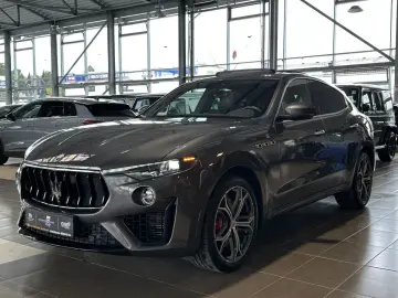 MASERATI Levante Modena S Nerissimo Leder Pano 360Cam
