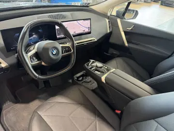 BMW iX 40 Sport R.Cam Leder Ambiente Standklima. ACC