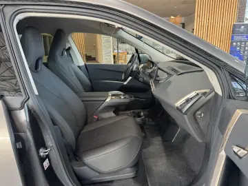 BMW iX 40 Sport R.Cam Leder Ambiente Standklima. ACC
