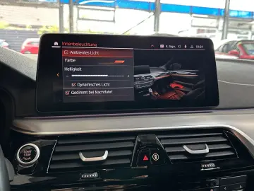 BMW 530 d M-Sport Luftfeder. R.Cam Ambiente AHK LED