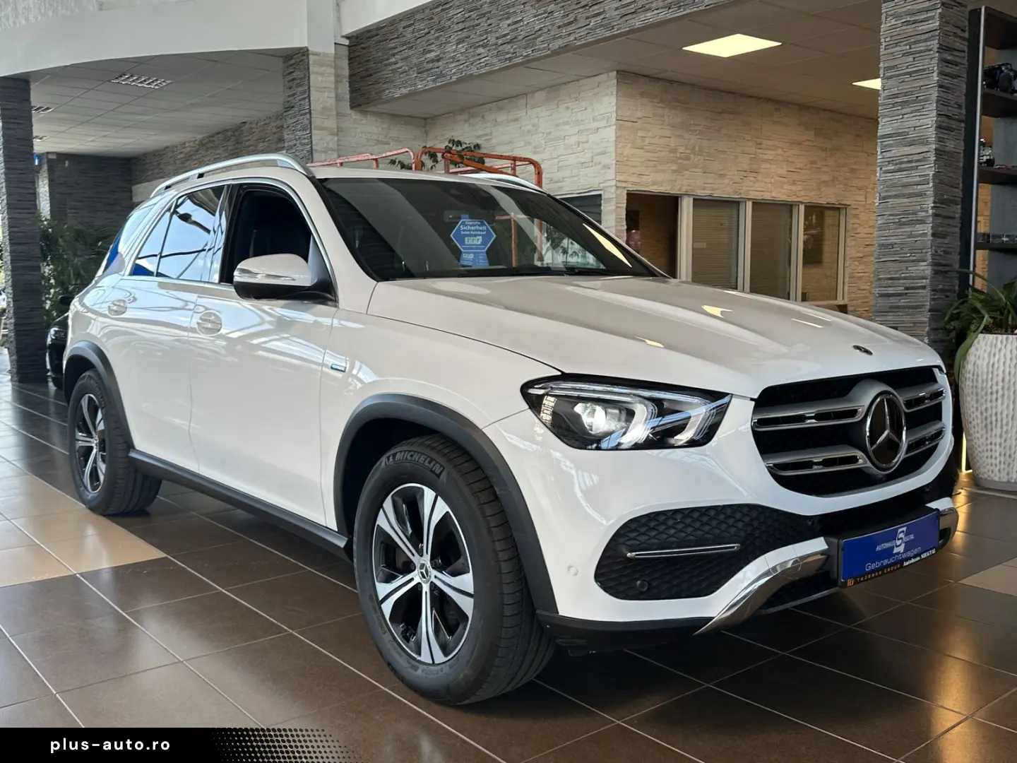 MERCEDES-BENZ GLE 350 4M AMG-Line LED SHZ ACC AHK Na&hellip;
