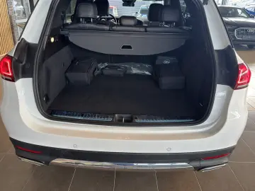 MERCEDES-BENZ GLE 350 4M AMG-Line LED SHZ ACC AHK Na…