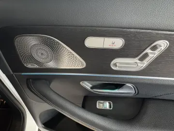 MERCEDES-BENZ GLE 350 4M AMG-Line LED SHZ ACC AHK Na…