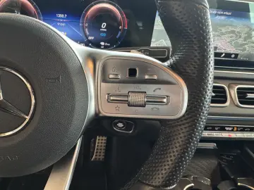 MERCEDES-BENZ GLE 350 4M AMG-Line LED SHZ ACC AHK Na…