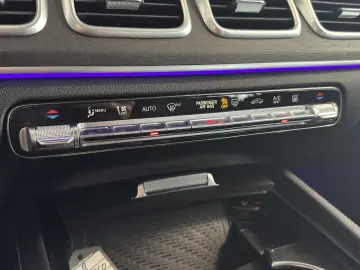 MERCEDES-BENZ GLE 350 4M AMG-Line LED SHZ ACC AHK Na…