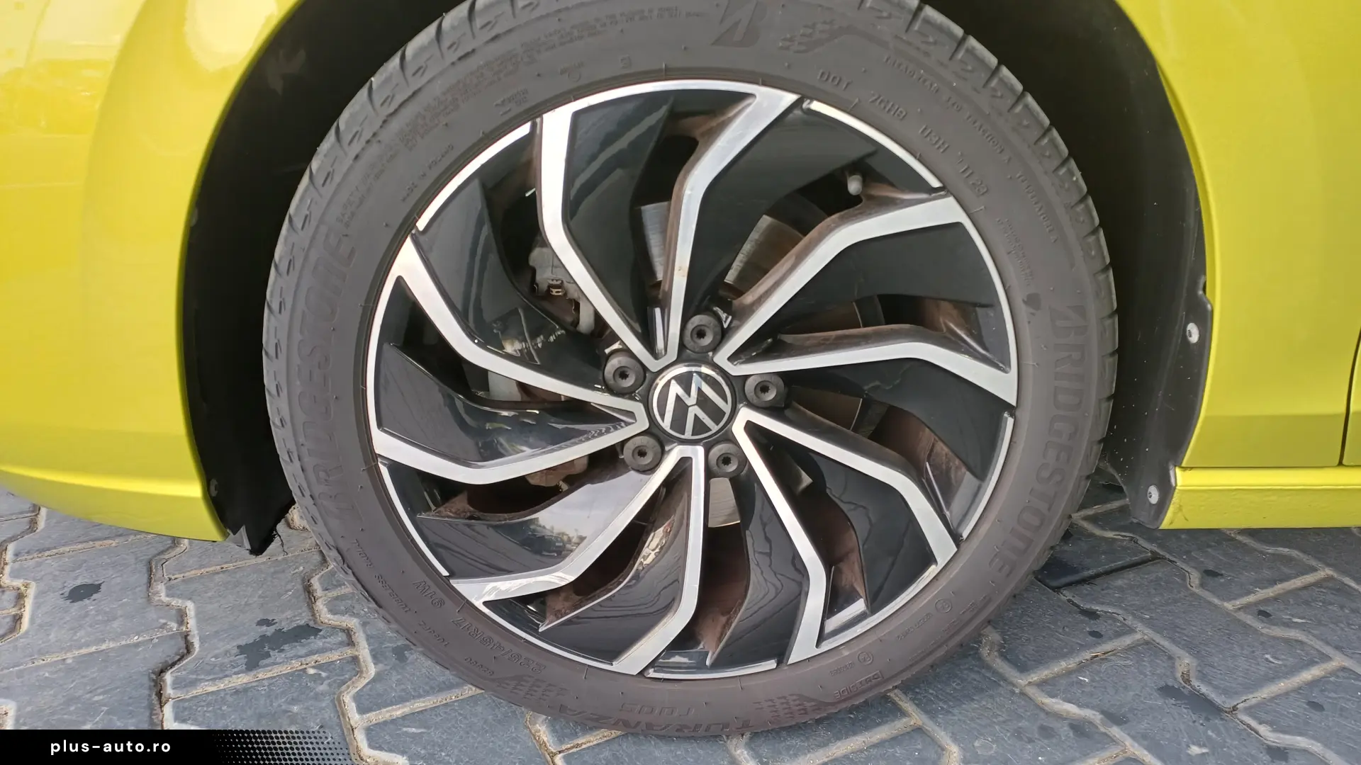 VW Golf Life 1.0 eTSI DSG mild hybrid