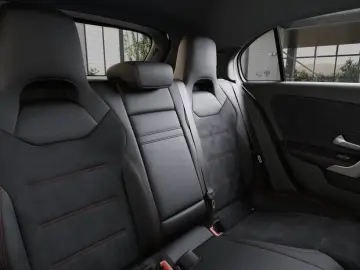 Mercedes-Benz A 250 e AMG Edition Pano Burmester