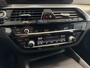 BMW 530 d M-Sport Business Leder Ambiente Luftfeder.