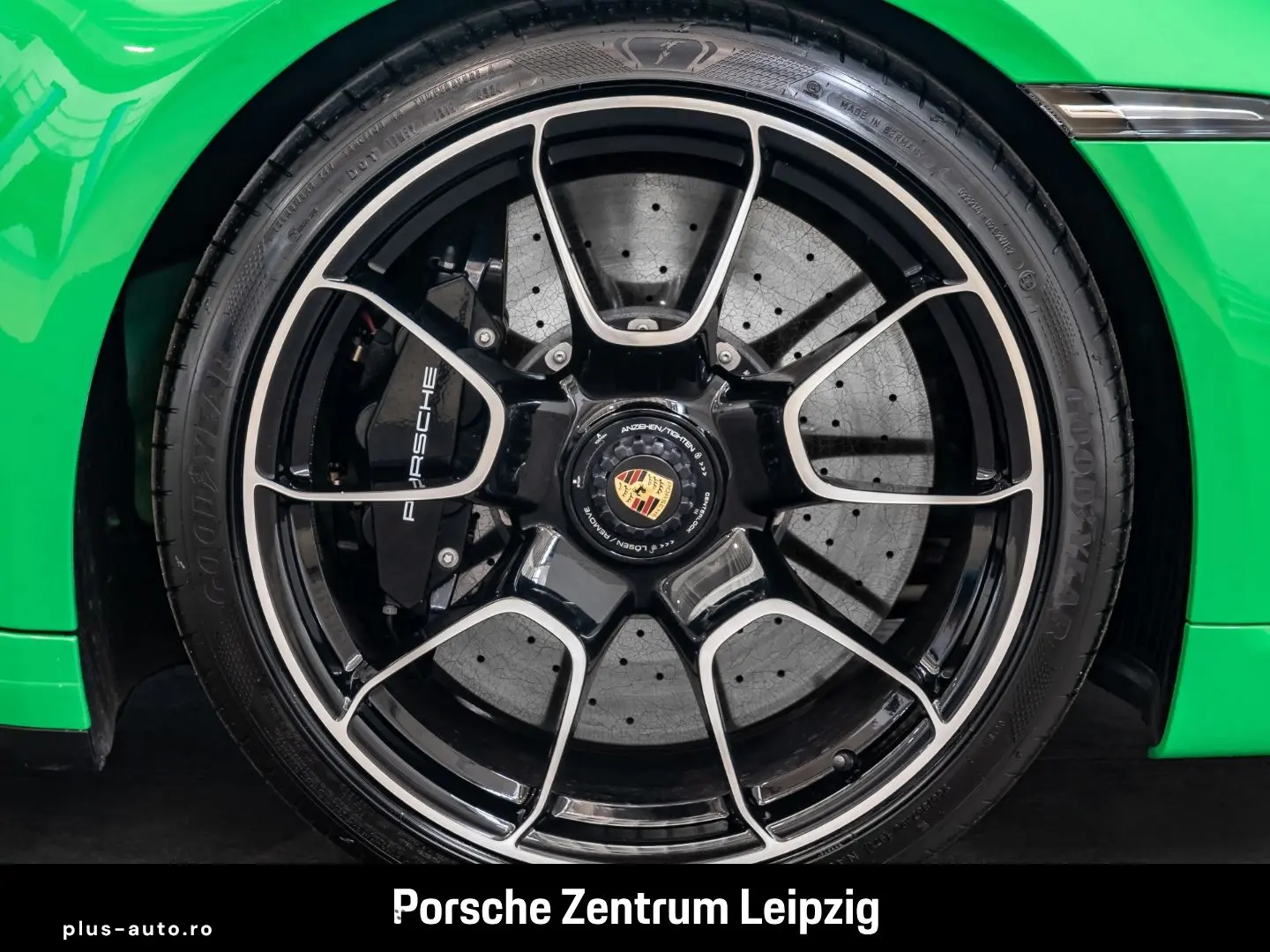 PORSCHE 992 911 Turbo S Carbon Burmester Sitzklima InnoD