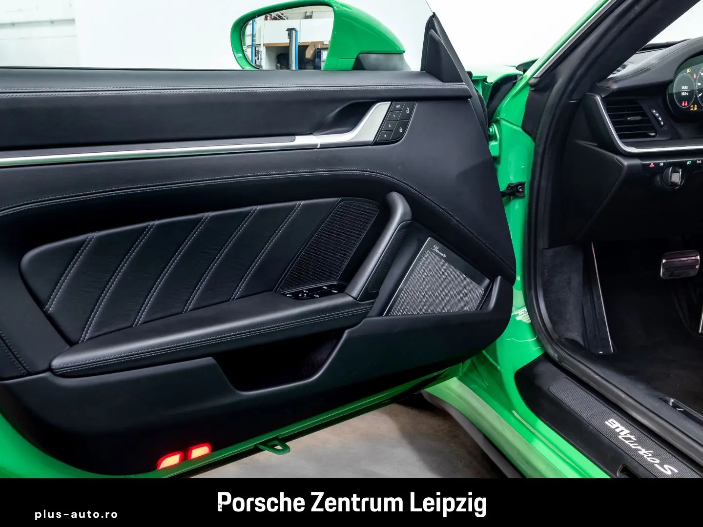 PORSCHE 992 911 Turbo S Carbon Burmester Sitzklima InnoD