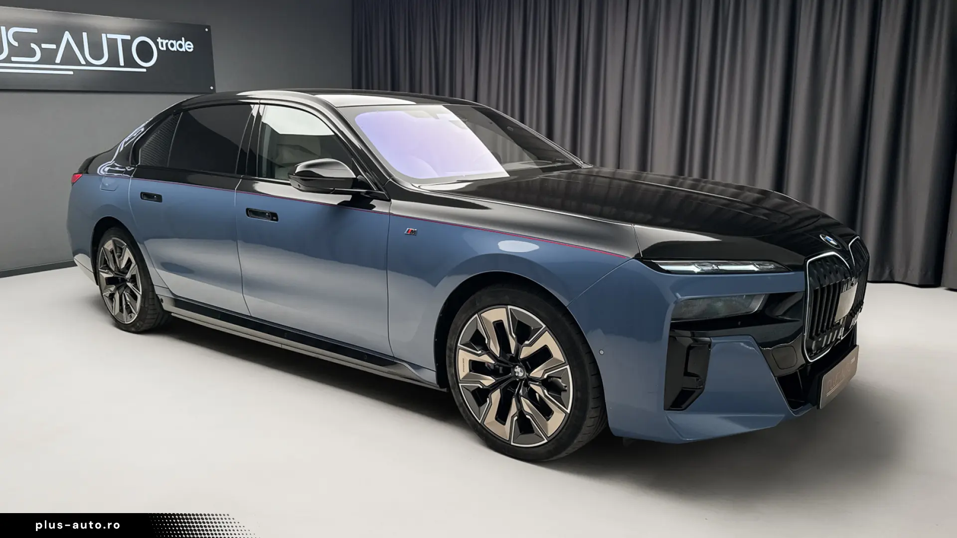 BMW 750e xDrive Plug-in Hybrid