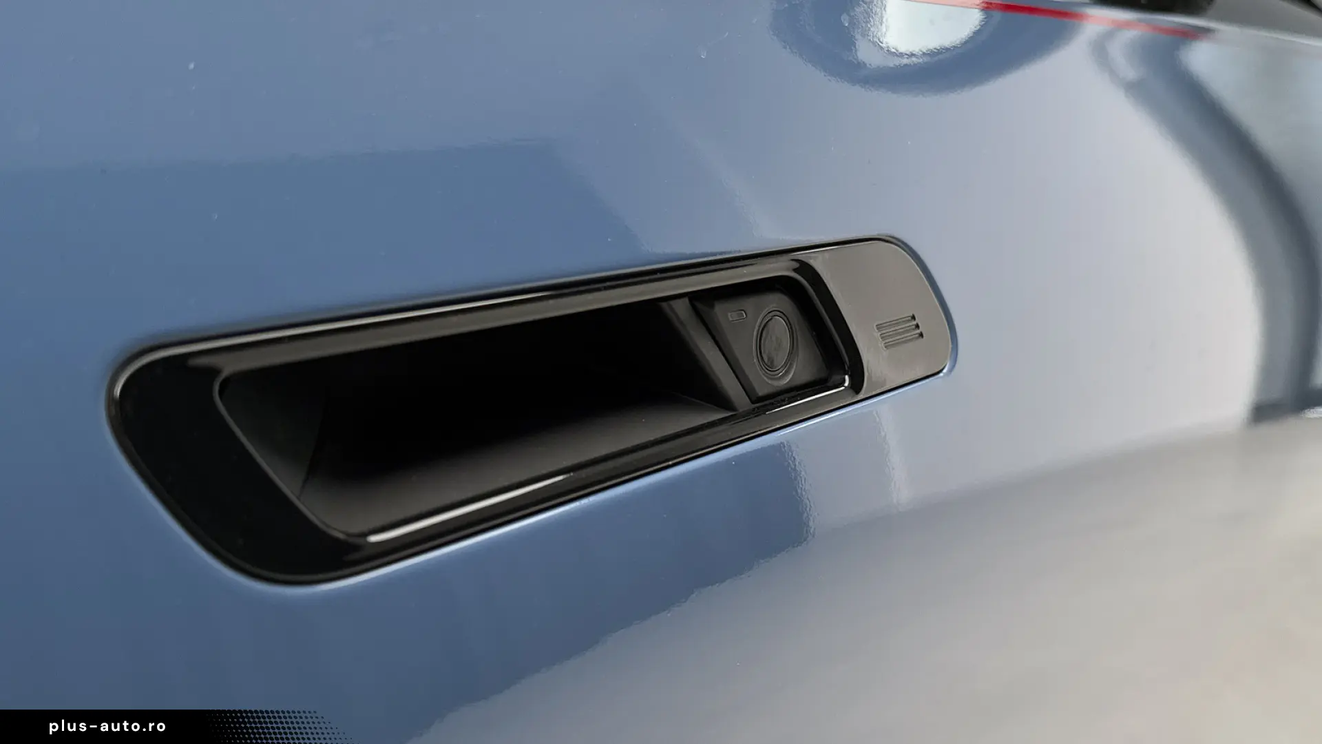 BMW 750e xDrive Plug-in Hybrid