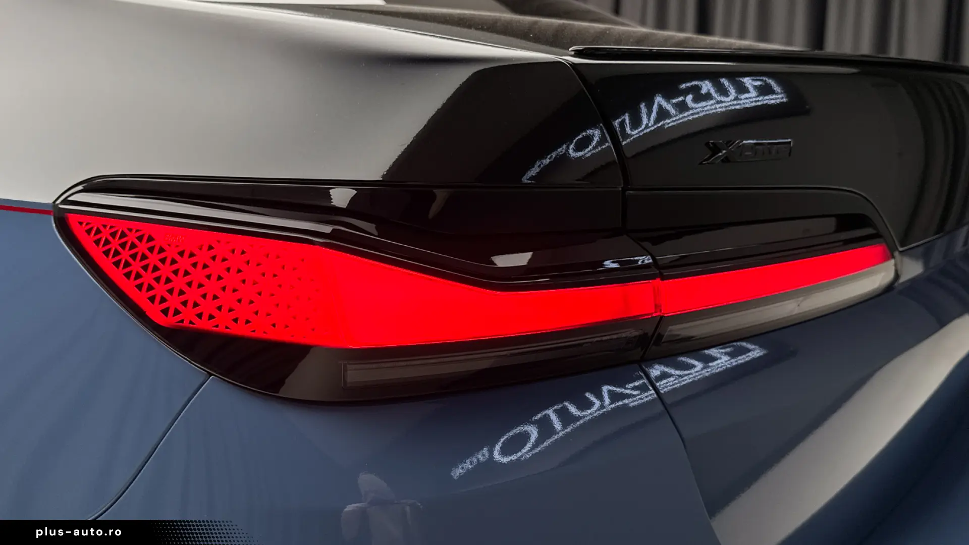 BMW 750e xDrive Plug-in Hybrid
