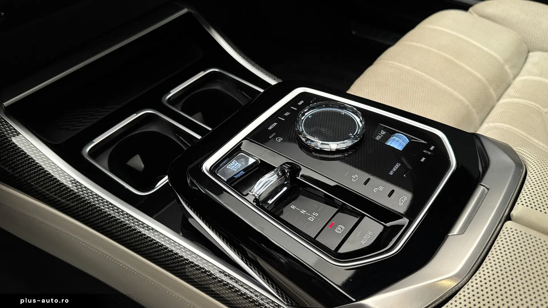 BMW 750e xDrive Plug-in Hybrid