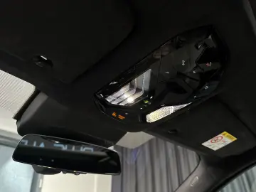BMW 750e xDrive Plug-in Hybrid