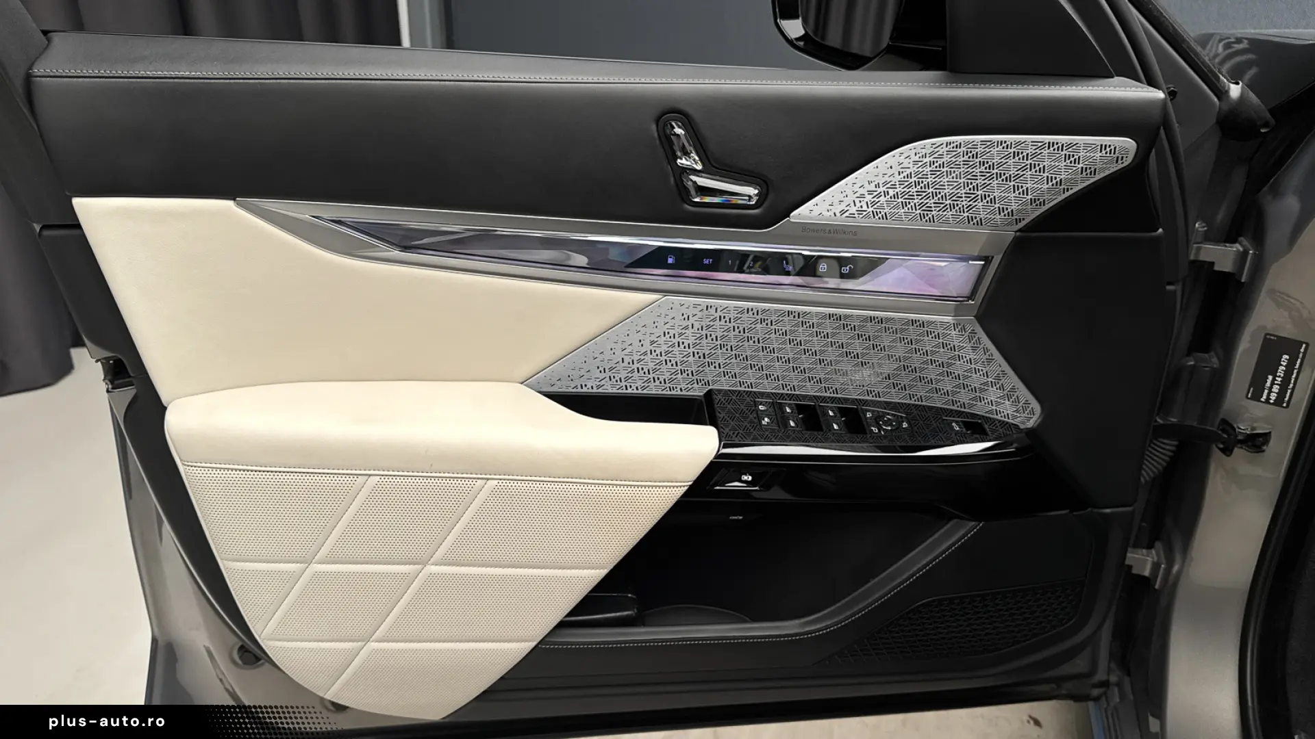 BMW 750e xDrive Plug-in Hybrid