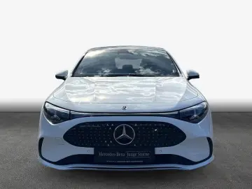 Mercedes-Benz CLA 350 4M EQ Premium Plus Drive Parking