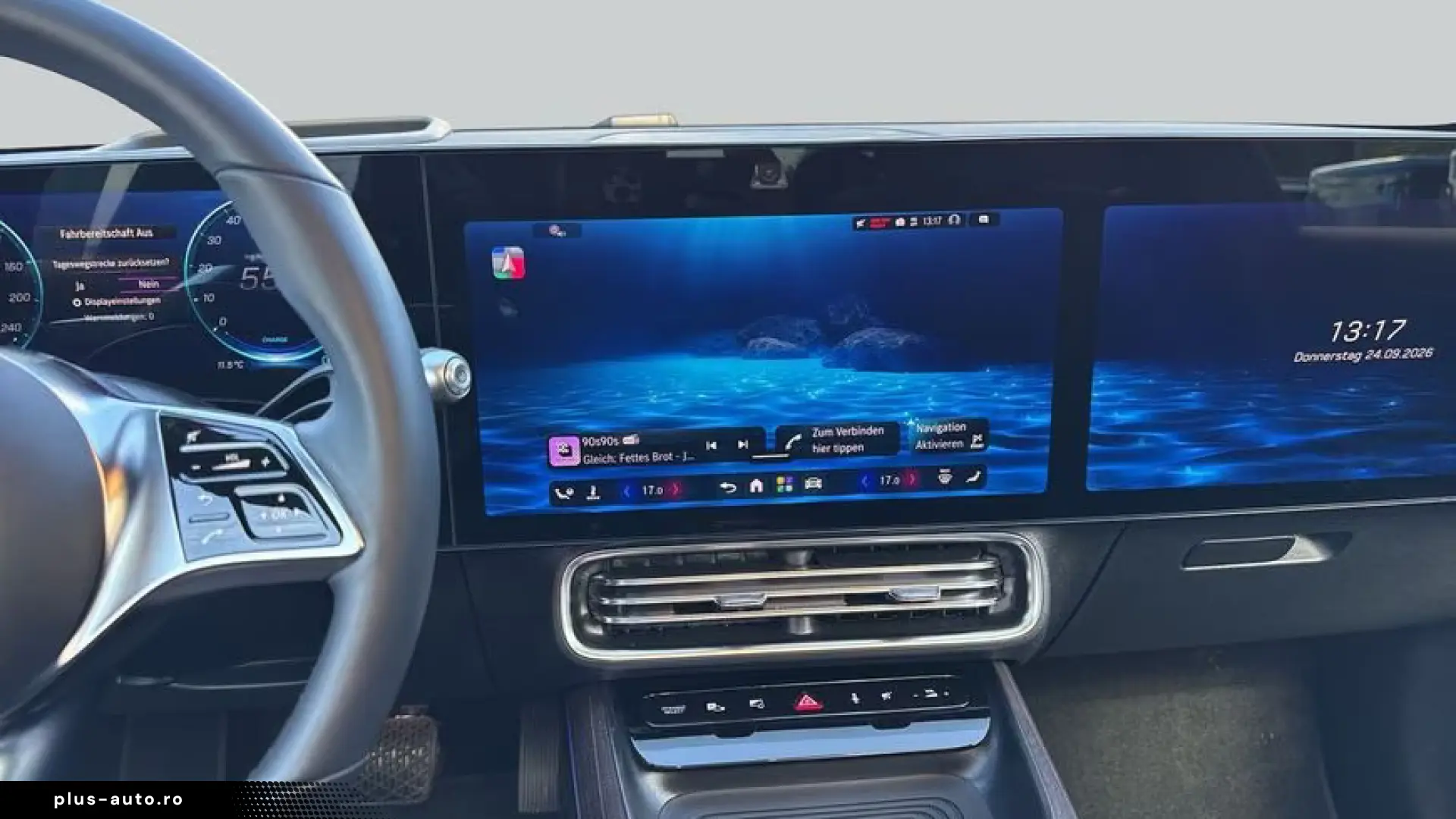 Mercedes-Benz CLA 350 4M EQ Premium Plus Drive Parking