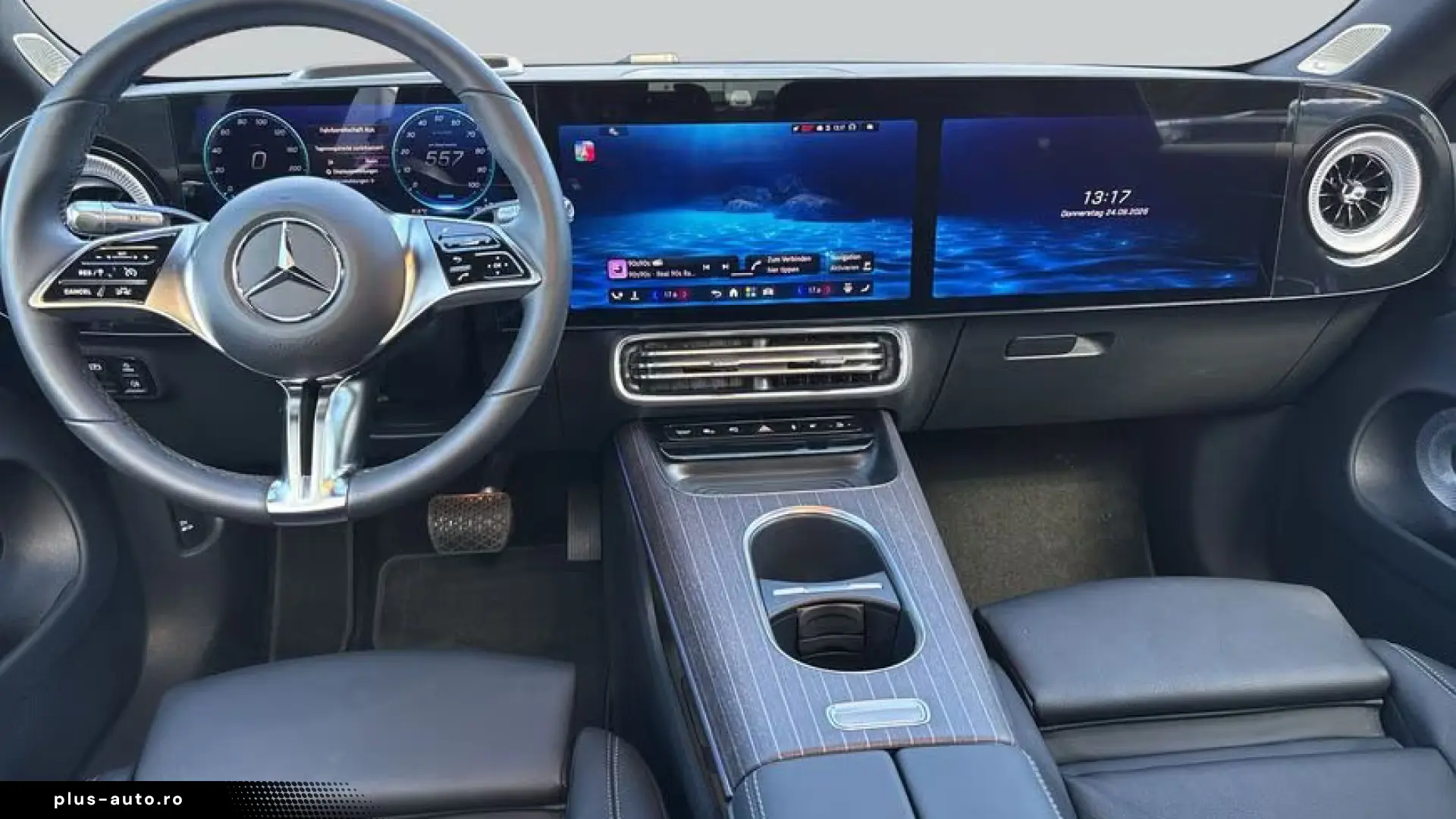 Mercedes-Benz CLA 350 4M EQ Premium Plus Drive Parking